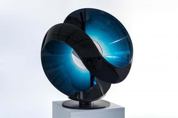 London on Art gallery: pieces of art perfect for superyacht interiors.
